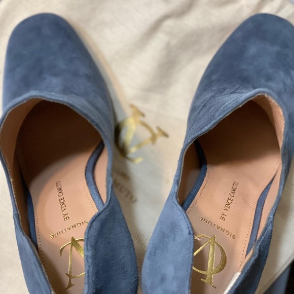 ***SOLD***Vince Camuto Bootie - Picture 4 of 6